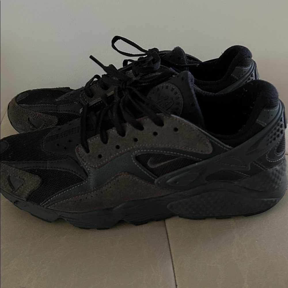 Black and Gray Nike Hurache Runners